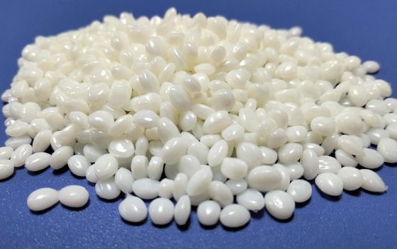 Proces formowania rozdmuchowego dla termoplastycznych elastomerów